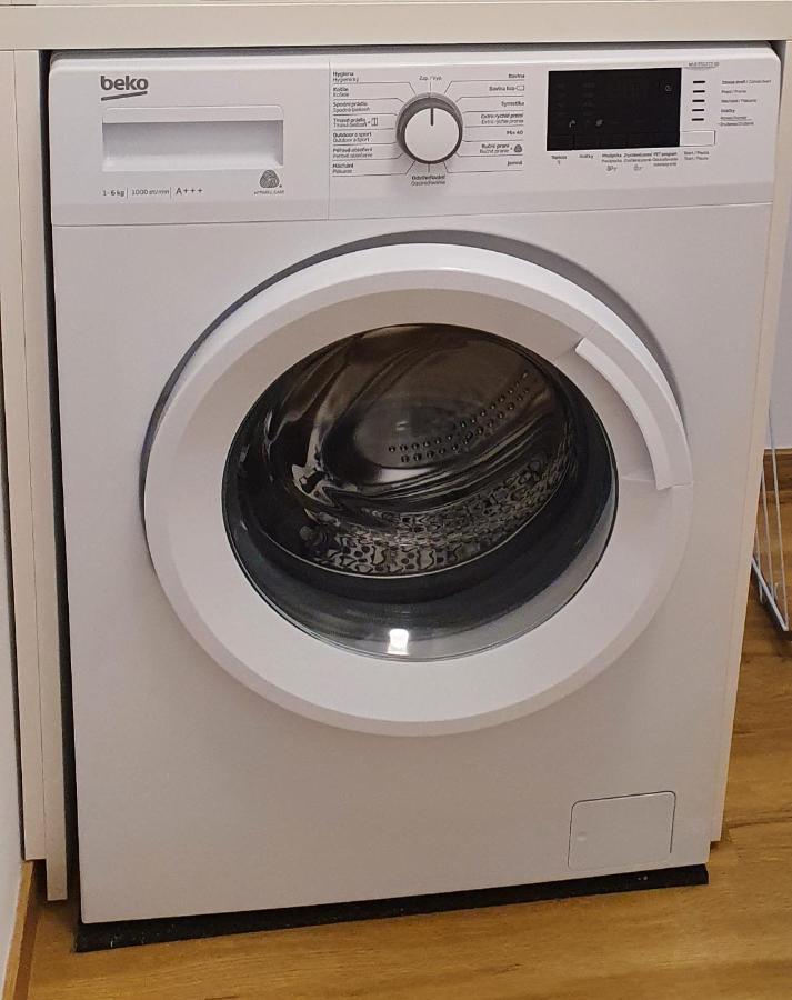Rožnov pod Radhoštěm Apartman Eden מראה חיצוני תמונה