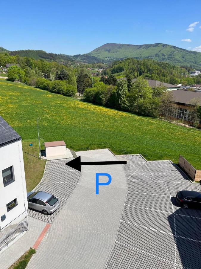 Rožnov pod Radhoštěm Apartman Eden מראה חיצוני תמונה